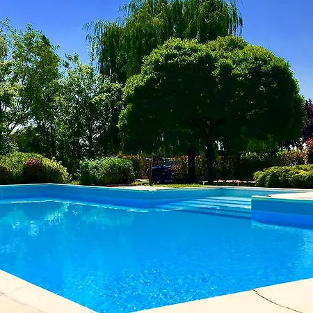 מלון Casale Belriguardo